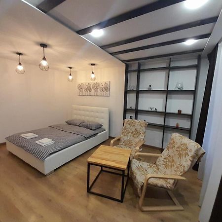 White Rooms On City Center ลวีฟ ภายนอก รูปภาพ